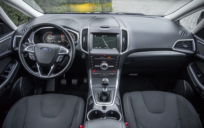 Ford S-Max cena 69900 przebieg: 167123, rok produkcji 2018 z Choszczno małe 529